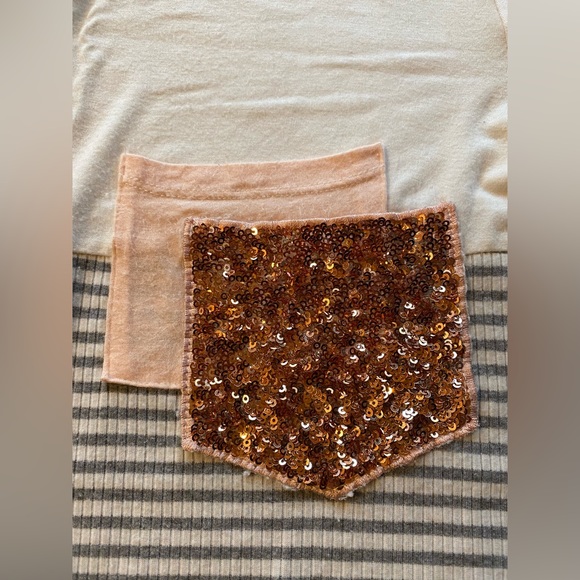 Short sleeve 3 tone color shirt with double sequin pocket - Picture 2 of 4